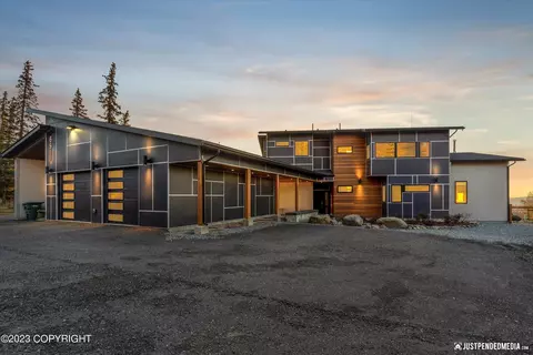 6911 Catine Cir, Anchorage, AK 99507