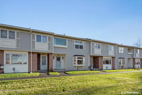 3270 Montclaire Ct # 18E, Anchorage, AK 99503