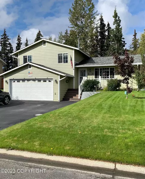 12658 Breckenridge Dr, Eagle River, AK 99577