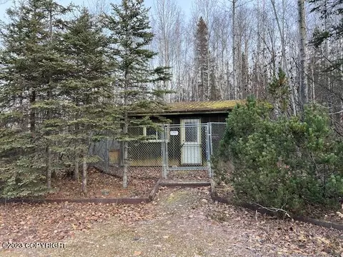 10267 Buckingham Palace Rd, Willow, AK 99688