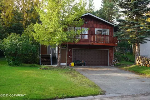 4500 Macalister Dr, Anchorage, AK 99502