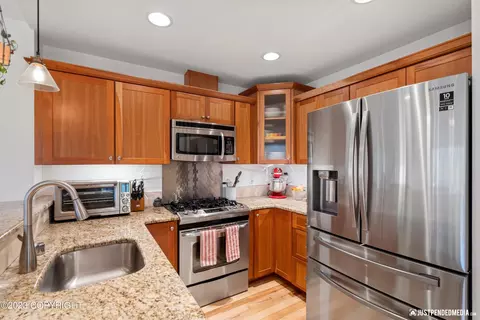425 E 10th Ave # B, Anchorage, AK 99501 photo 9