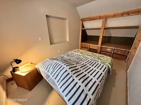 Bedroom - 50629 S Caswell Creek Cir, Willow, AK 99688 photo 4 of 4