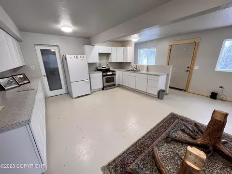 Kitchen - 50629 S Caswell Creek Cir, Willow, AK 99688 photo 2 of 4