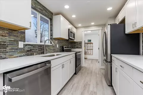 11511 Via Appia, Anchorage, AK 99515