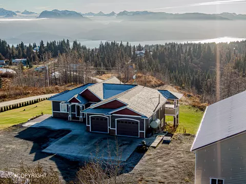 32375 Falls Creek Rd, Homer, AK 99603