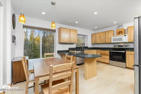 1819 E 24th Ave, Anchorage, AK 99508 photo 10