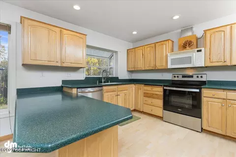 1819 E 24th Ave, Anchorage, AK 99508 photo 9