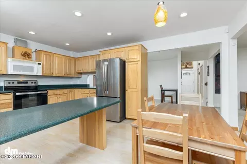 1819 E 24th Ave, Anchorage, AK 99508 photo 8