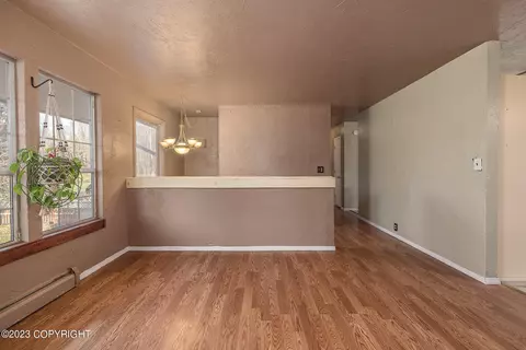 121 Agate Cir, Anchorage, AK 99504 photo 4