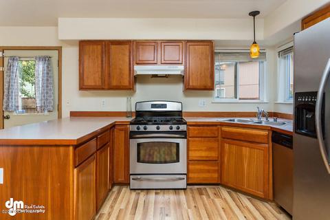 6610 Desiree Loop, Anchorage, AK 99507 photo 10