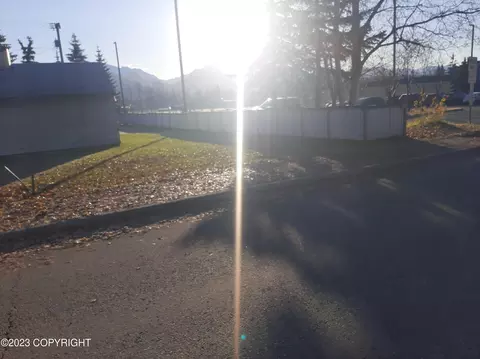 1808 Twining Dr, Anchorage, AK 99504 photo 7