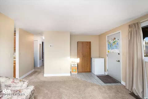 1808 Twining Dr, Anchorage, AK 99504 photo 2