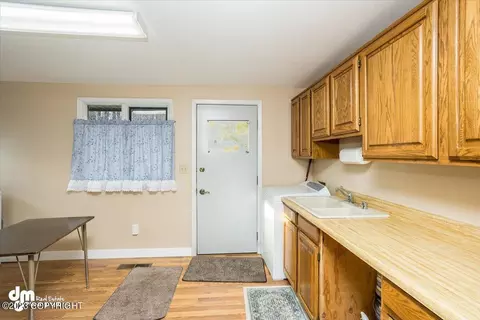 1808 Twining Dr, Anchorage, AK 99504 photo 14