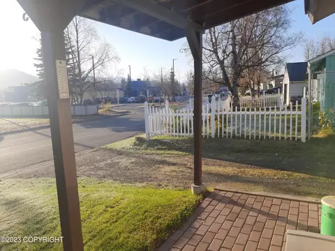 1808 Twining Dr, Anchorage, AK 99504 photo 5
