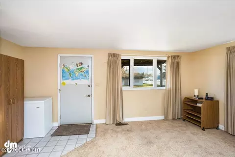 1808 Twining Dr, Anchorage, AK 99504 photo 4