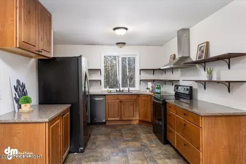 18306 Birchtree St, Chugiak, AK 99567 photo 10