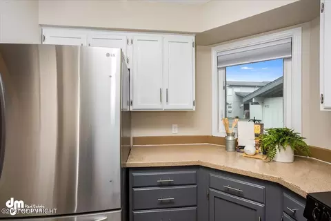 4181 E 20th Ave # C16, Anchorage, AK 99508 photo 8