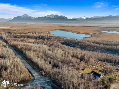 130 E Fairview Loop, Wasilla, AK 99654 photo 4