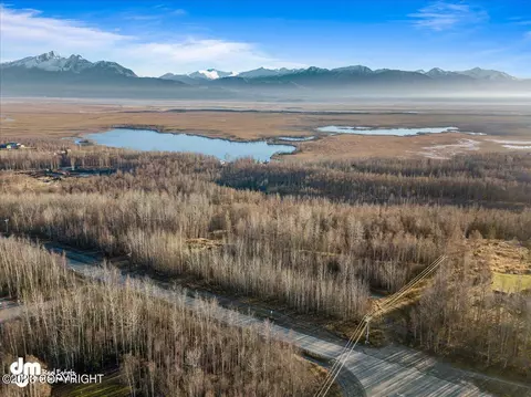 130 E Fairview Loop, Wasilla, AK 99654 photo 2