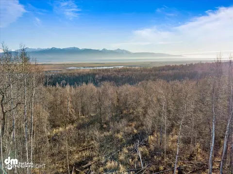 140 E Fairview Loop, Wasilla, AK 99654 photo 7