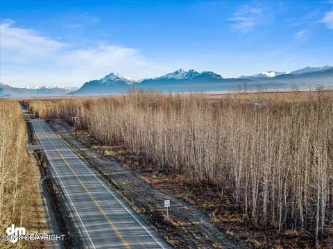 140 E Fairview Loop, Wasilla, AK 99654 photo 12