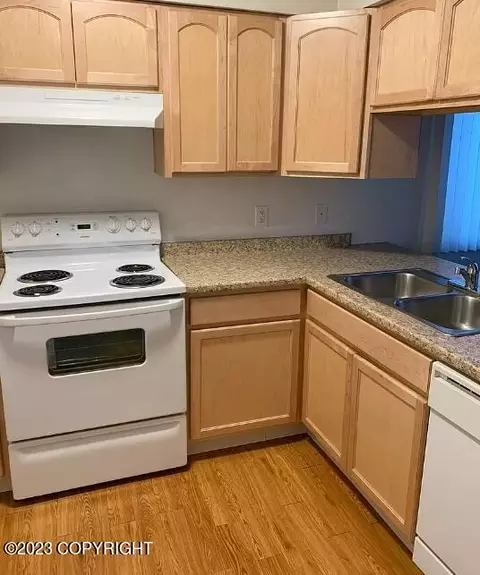 318 E 9th Ave, Anchorage, AK 99501 photo 11