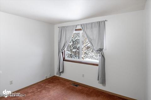 7024 Cape Lisburne Loop, Anchorage, AK 99504 photo 18