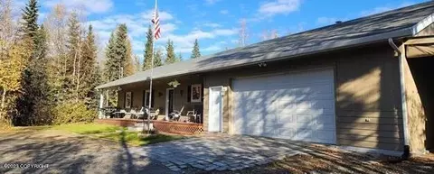 1070 Lolla Mae Dr, North Pole, AK 99705
