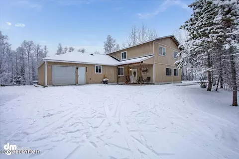8865 W Angel Dr, Wasilla, AK 99623