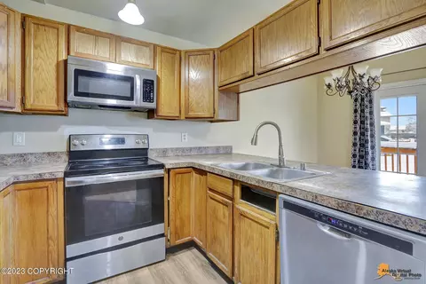 4161 Mclean Pl, Anchorage, AK 99504 photo 9