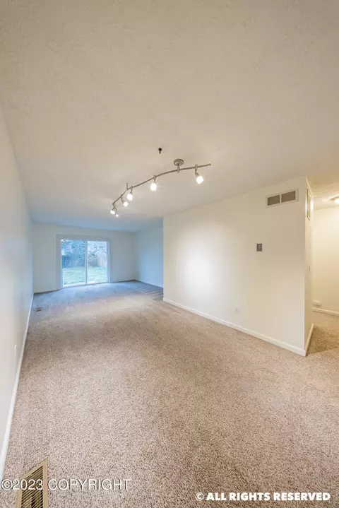 1851 Bellevue Loop, Anchorage, AK 99515 photo 6