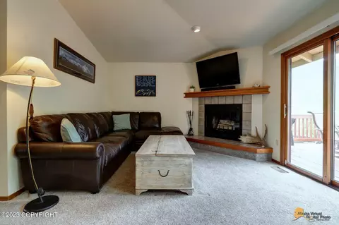 18730 Mills Bay Dr, Eagle River, AK 99577 photo 5