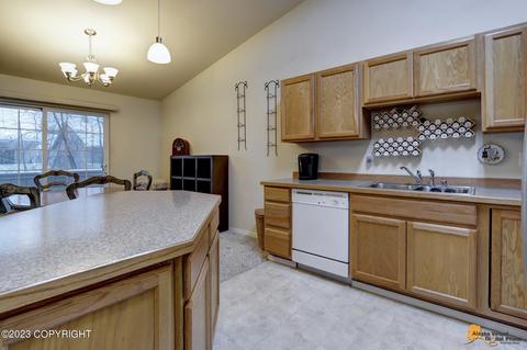 5569 Sapphire Loop # 10A, Anchorage, AK 99504 photo 15