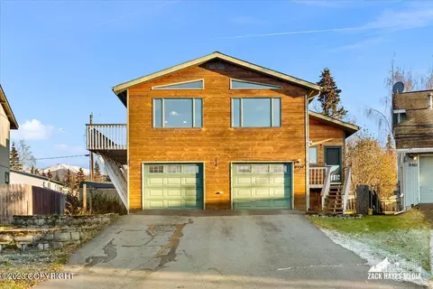 8451 Foxlair Cir, Anchorage, AK 99507