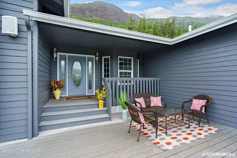 10449 Stewart Dr, Eagle River, AK 99577 photo 4