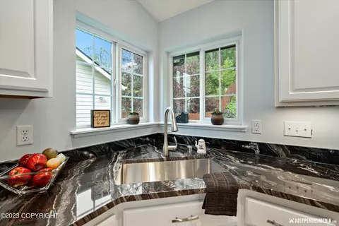 10449 Stewart Dr, Eagle River, AK 99577 photo 21