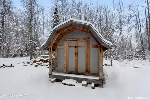 11112 Mausel St, Eagle River, AK 99577 photo 24