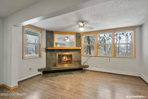 11112 Mausel St, Eagle River, AK 99577 photo 5