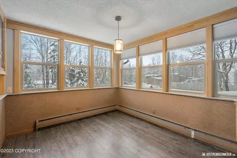 11112 Mausel St, Eagle River, AK 99577 photo 8