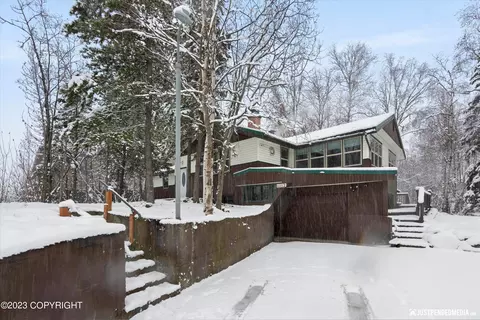 11112 Mausel St, Eagle River, AK 99577