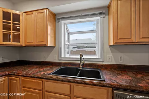 11102 Aurora St, Eagle River, AK 99577 photo 11
