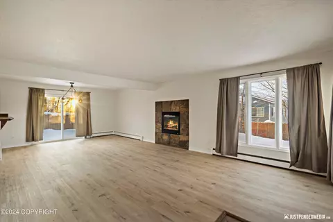 11102 Aurora St, Eagle River, AK 99577 photo 4