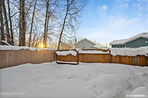 11102 Aurora St, Eagle River, AK 99577 photo 35