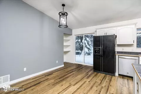 10081 E Ortner Loop, Palmer, AK 99645 photo 12