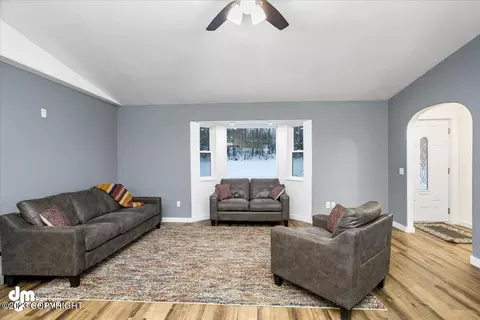 10081 E Ortner Loop, Palmer, AK 99645 photo 5