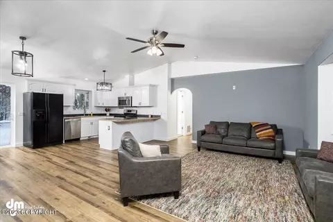 10081 E Ortner Loop, Palmer, AK 99645 photo 9