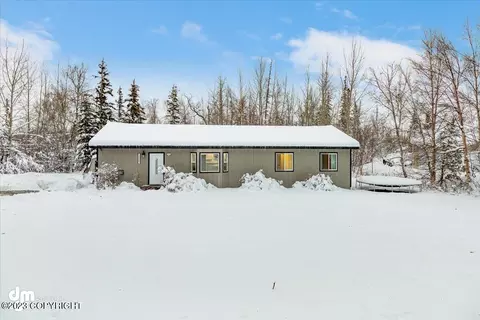 10081 E Ortner Loop, Palmer, AK 99645 photo 2