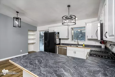 10081 E Ortner Loop, Palmer, AK 99645 photo 13