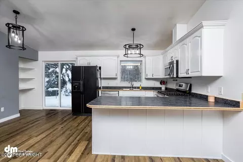 10081 E Ortner Loop, Palmer, AK 99645 photo 15